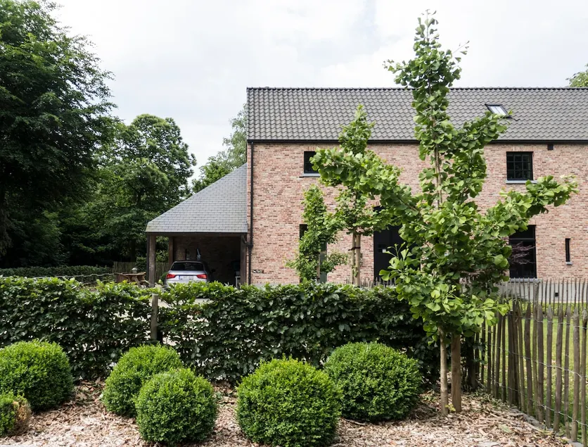 Beautiful upper floor in sleek country house - Image 1