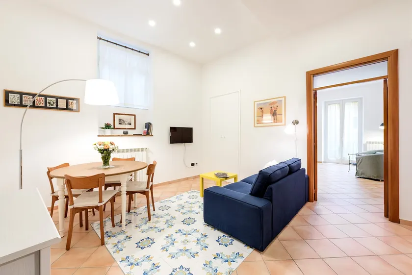 Casa Plebiscito - due camere da letto al centro di Napoli - Image 1