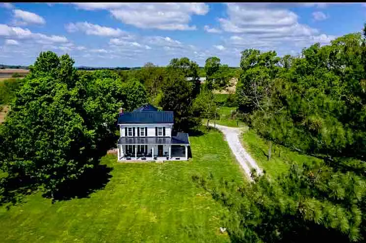 Mammoth Cave/Farm - Image 1