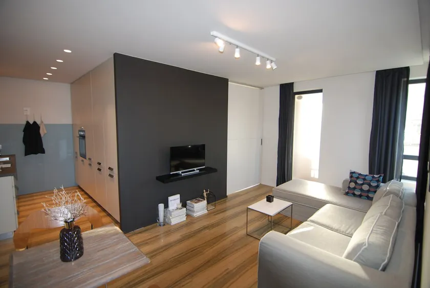 Set-Up Contemporary apartment - Image 1