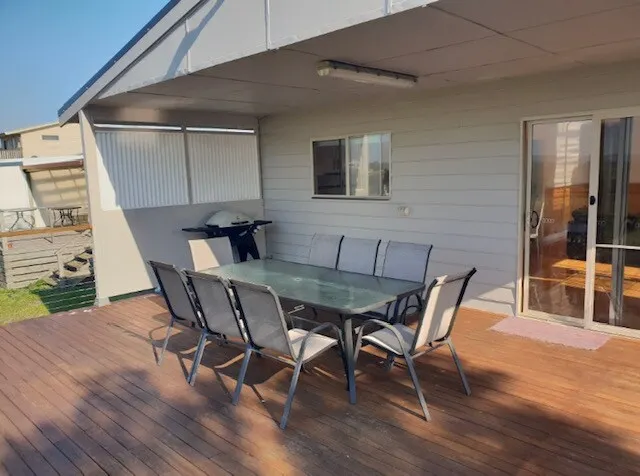 Cedar View (54 Merrett st) - Image 1
