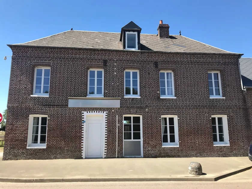 La Maison Rose - Image 1
