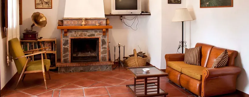 Accommodation with a Pool and Beautiful Views - Image 1