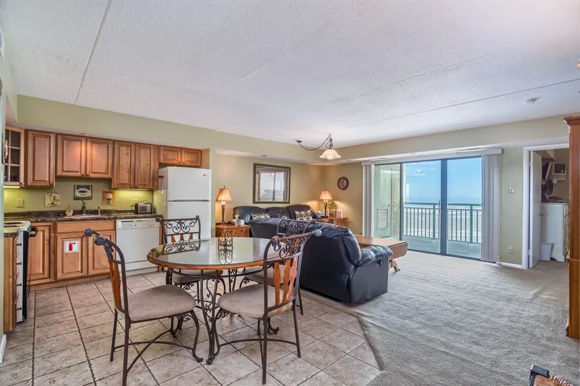 3 BR Oceanfront Condo with Breathtaking Beach View - Image 1