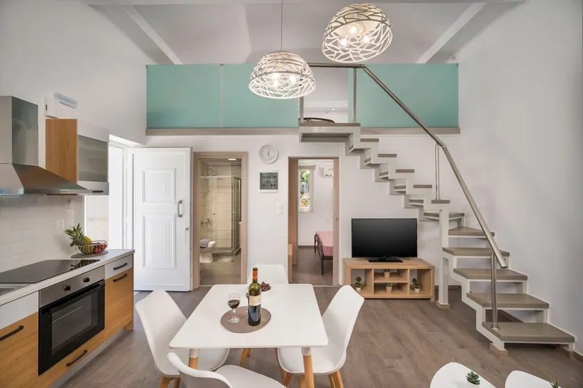 B&M HOUSE,SIRILI,PLATANIAS - Image 1