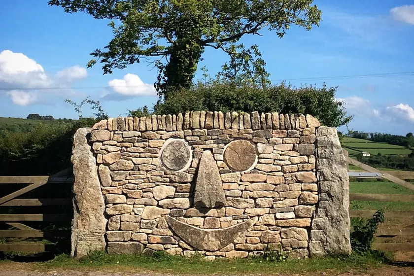 Hideaway near Ashburton Cookery School, parking - Image 1