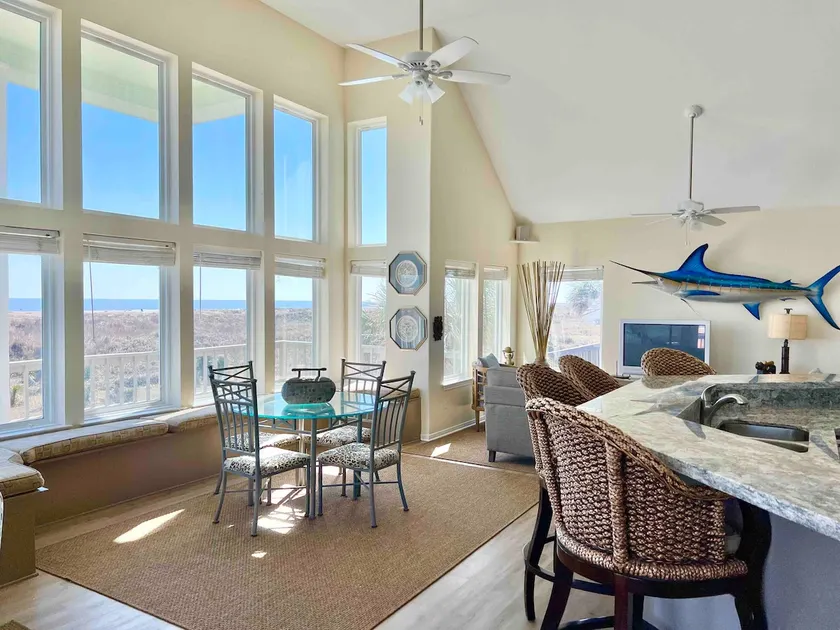 Breathtaking Beachfront Home - No Storm Damage - Image 1