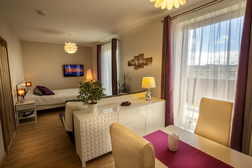 Luxurious, lovely and romantic apartment in Tabor - Image 1