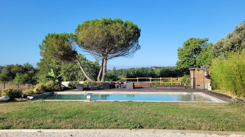 Cottage with organic swimming - Image 1