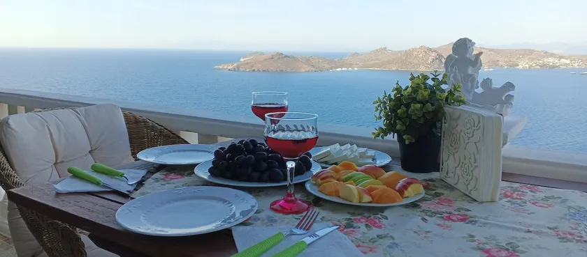 VİLLA KOÇ Duplex Villa with Spectacular Sea View - Image 1