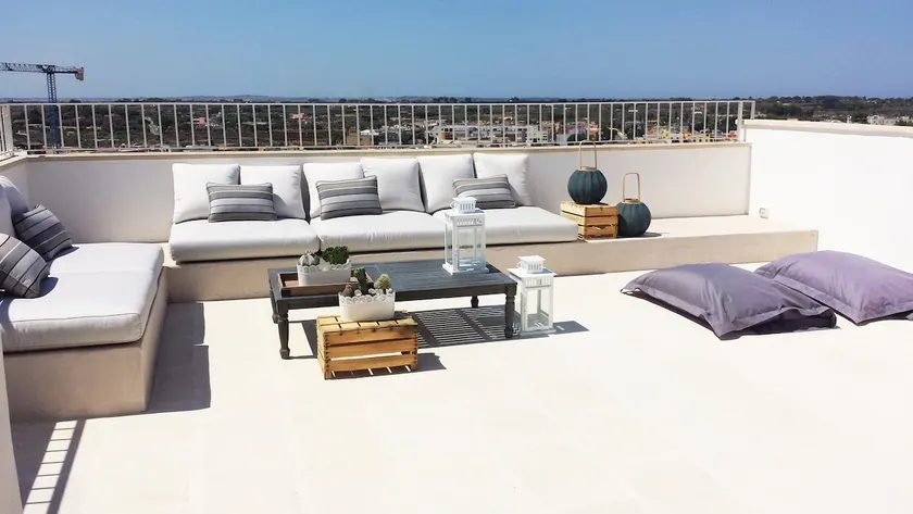 The terrace between sky and sea IT075042C200047637 - Image 1