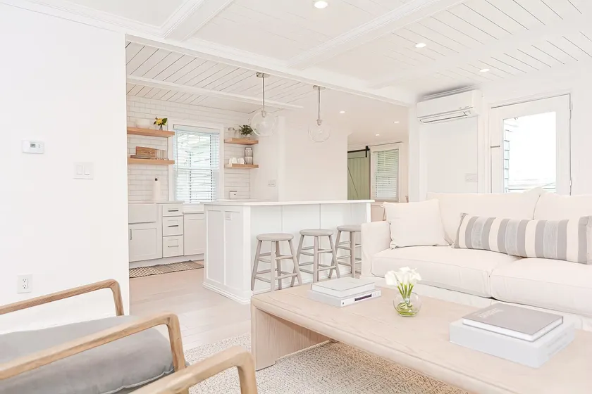 Arden House DT Mystic 3BR Lux Family Getaway - Image 1