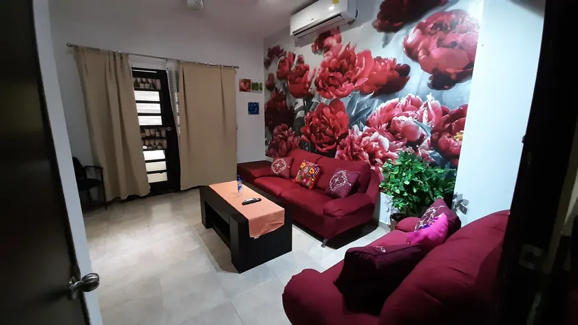 A cozy apartment 5 minutes from the beach. - Image 1