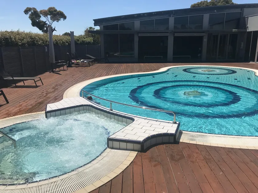 🦘 Loch Nest - heated pool, tennis, foxtel, wifi - Image 1