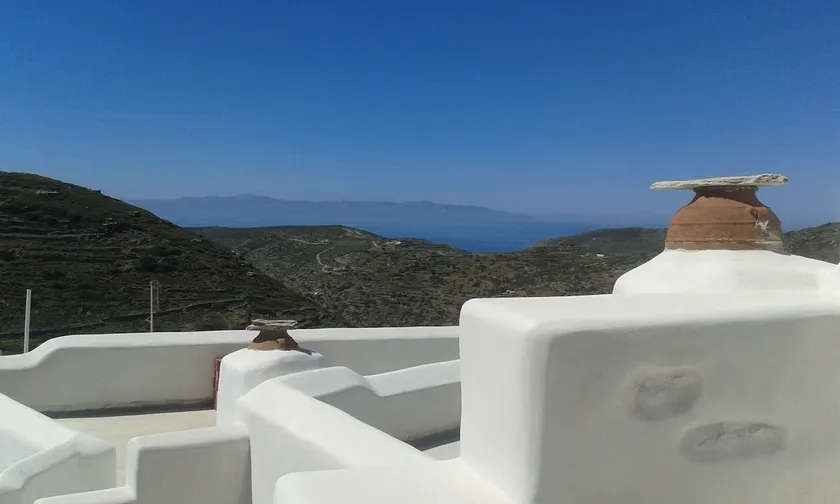 Doukenio-traditional stone house in Chora Amorgos - Image 1