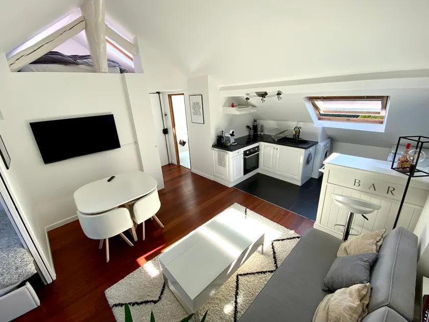 Beautiful 2-room apartment, Boulogne Theatre - Image 1