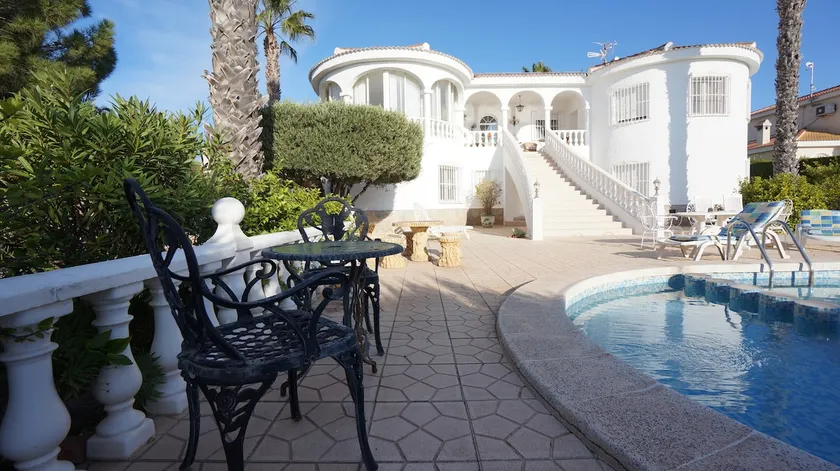 Independent chalet with beautiful views!!! - Image 1