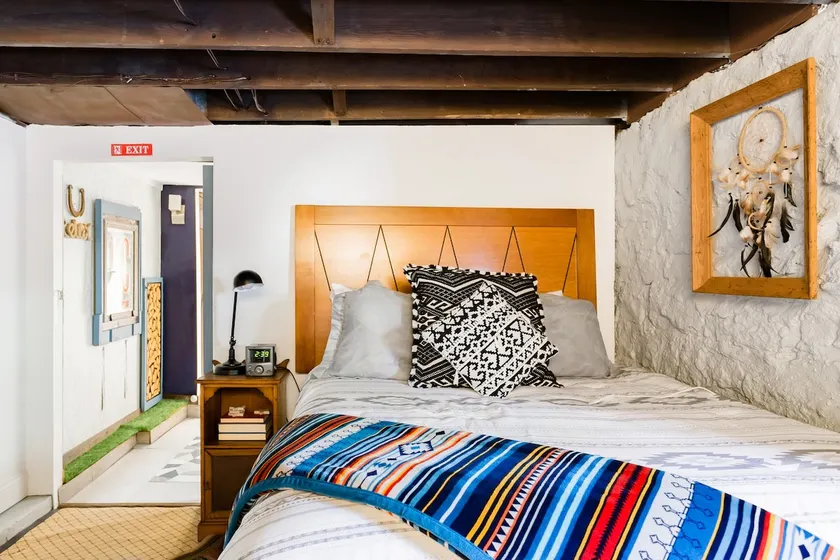 AJ's Little Ranch Guest Suite in Hyde Park - Image 1