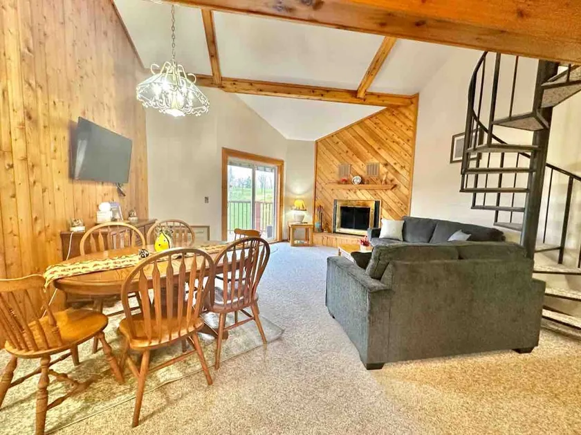 Atv trails Fall Colors 3 Bd+loft 2 bath Sleeps 12 - Image 1