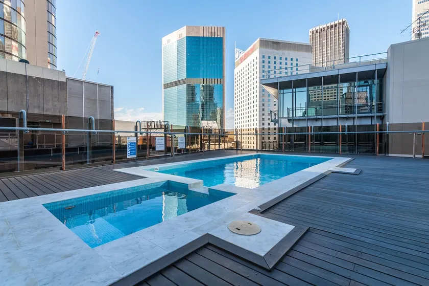 EXCLUSIVE SYDNEY CITY HERITAGE APARTMENT - Image 1