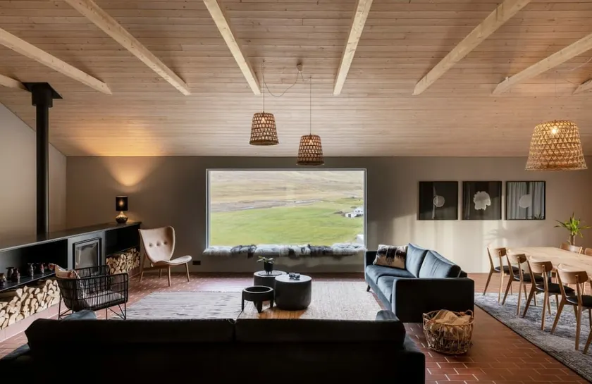 Luxury Villa on a beautiful farmland - Image 1