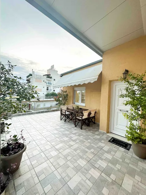 Sunny Rooftop House - Image 1