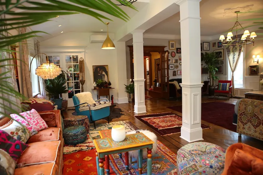 Beautiful 5 bedroom+ Oasis in NYC - Image 1