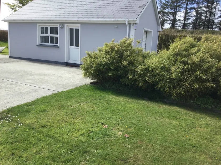 Private Cosy Corner in West Cork - Image 1