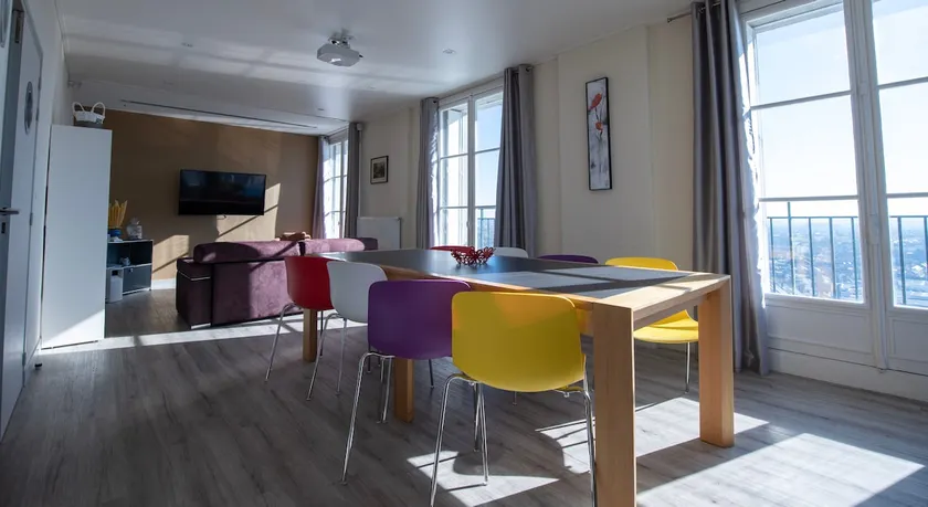THE 360 ° TOUR PERRET 19TH LUXURY PANORAMIC FLOOR 4 * - Image 1