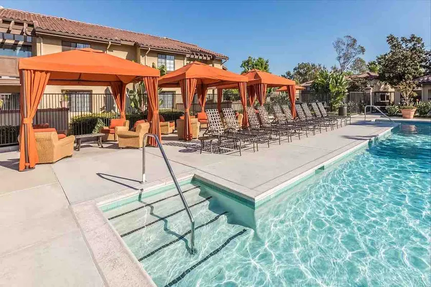 Irvine 2bedroom/2bathroom apt/Pool/Gym - Image 1