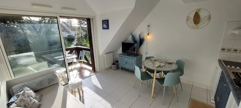 Apartment with terrace, Beach and Thalasso within walking distance - Image 1