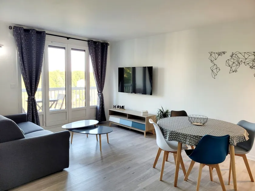 Cozy 2-room apartment at the gates of Paris and Orly Airport - Image 1