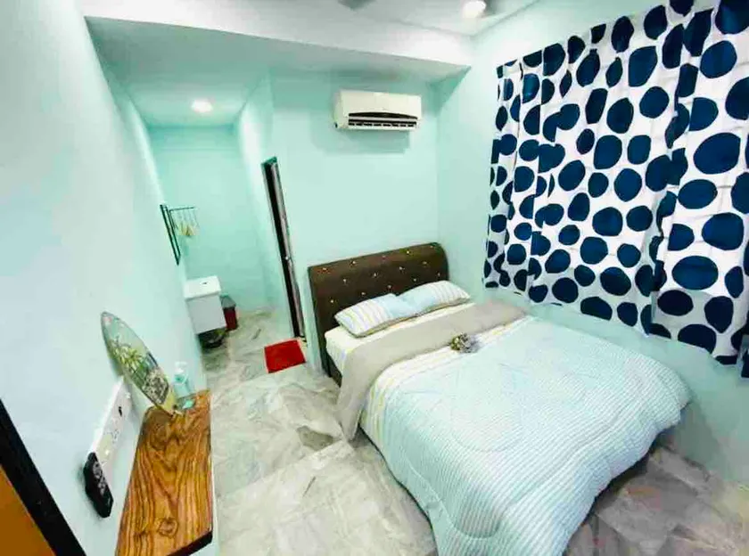 EE Summer Guest House 1.0 - Image 1