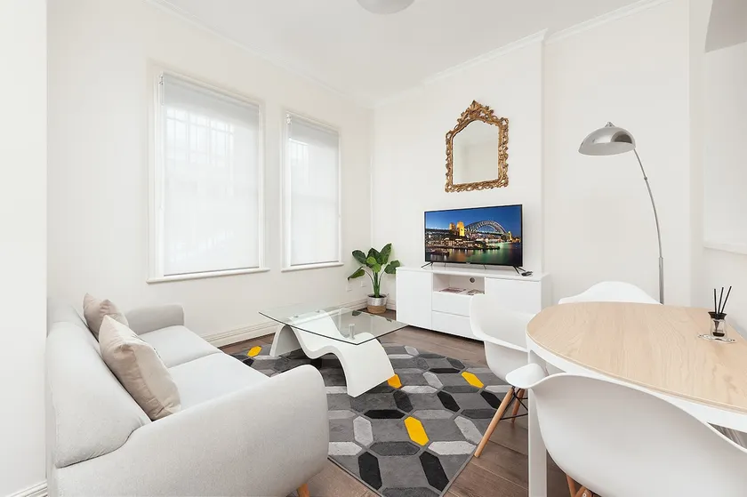 STUNNING SYDNEY HOME 1 - Image 1