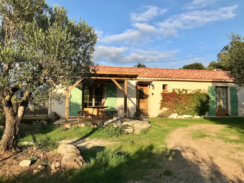 Leccia Rossa house in its green setting - Image 1