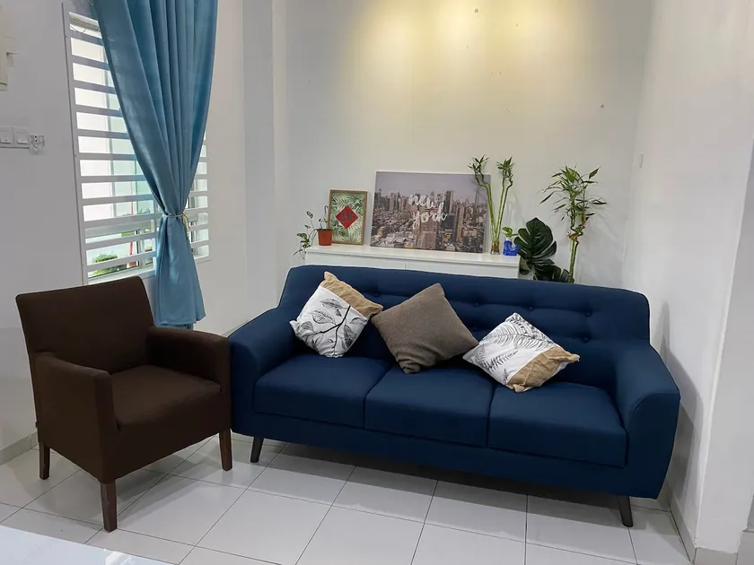 cozyspacious /4B4BR/wifi100mbsTV Box in Muar Bakri - Image 1