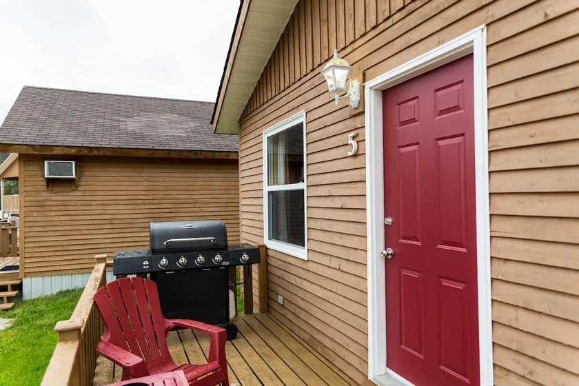 Middle Brook Cottage #5, Gros Morne Nat Park - Image 1