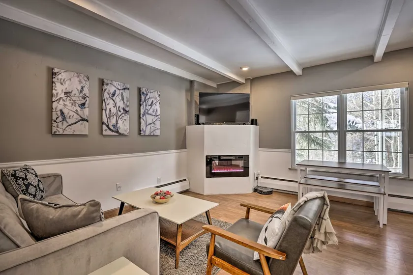 Prime East Vail Condo: Mountain Meets Modern! - Image 1