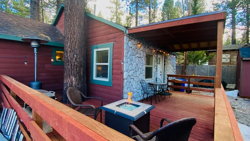 Badger Chalet- May spring Special, Walk to Village - Image 1