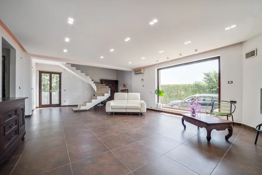 Villa à Nissoria avec piscine privée - Image 1