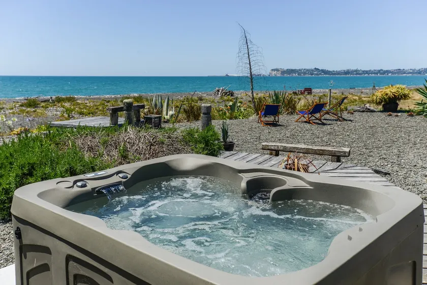 Absolute Beach Front Bayview Napier Nueva Zelanda - Image 1