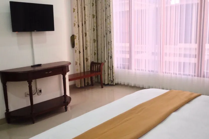 Padma Laguna Guest House - Image 1