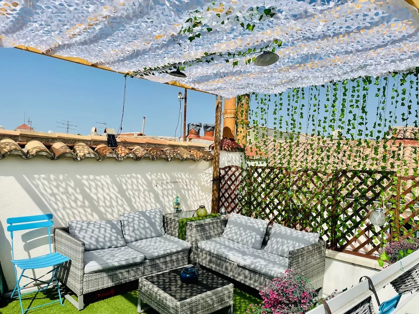 La Terrasse des Arènes - Image 1