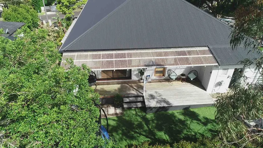 Coastal 3 bedroom house with private oasis. - Image 1