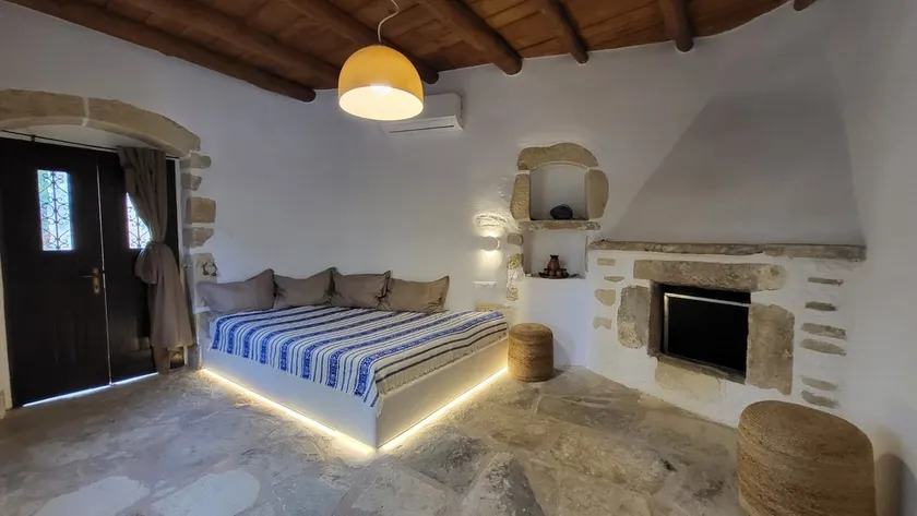 Traditional studio* Pure Crete* Ideal for couple - Image 1