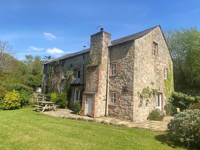 Lower Mill restoration, beautiful secluded grounds - Image 1