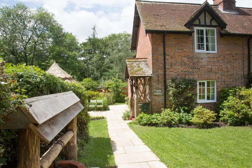 Stride cottage 4 nights minimum stay. - Image 1