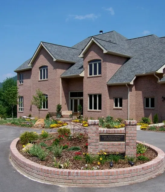 Luxury Suite #2 in Large Mt. View Home - Image 1