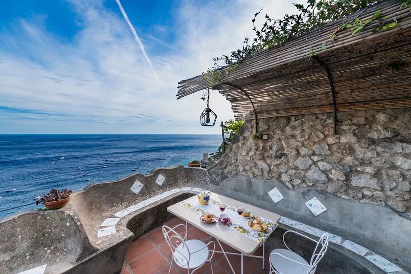 Casa Claudius Positano - sea view, peaceful outdoor private garden - Image 1