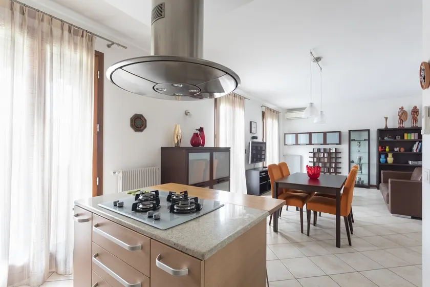 Sunrise Apartment Venice - Image 1